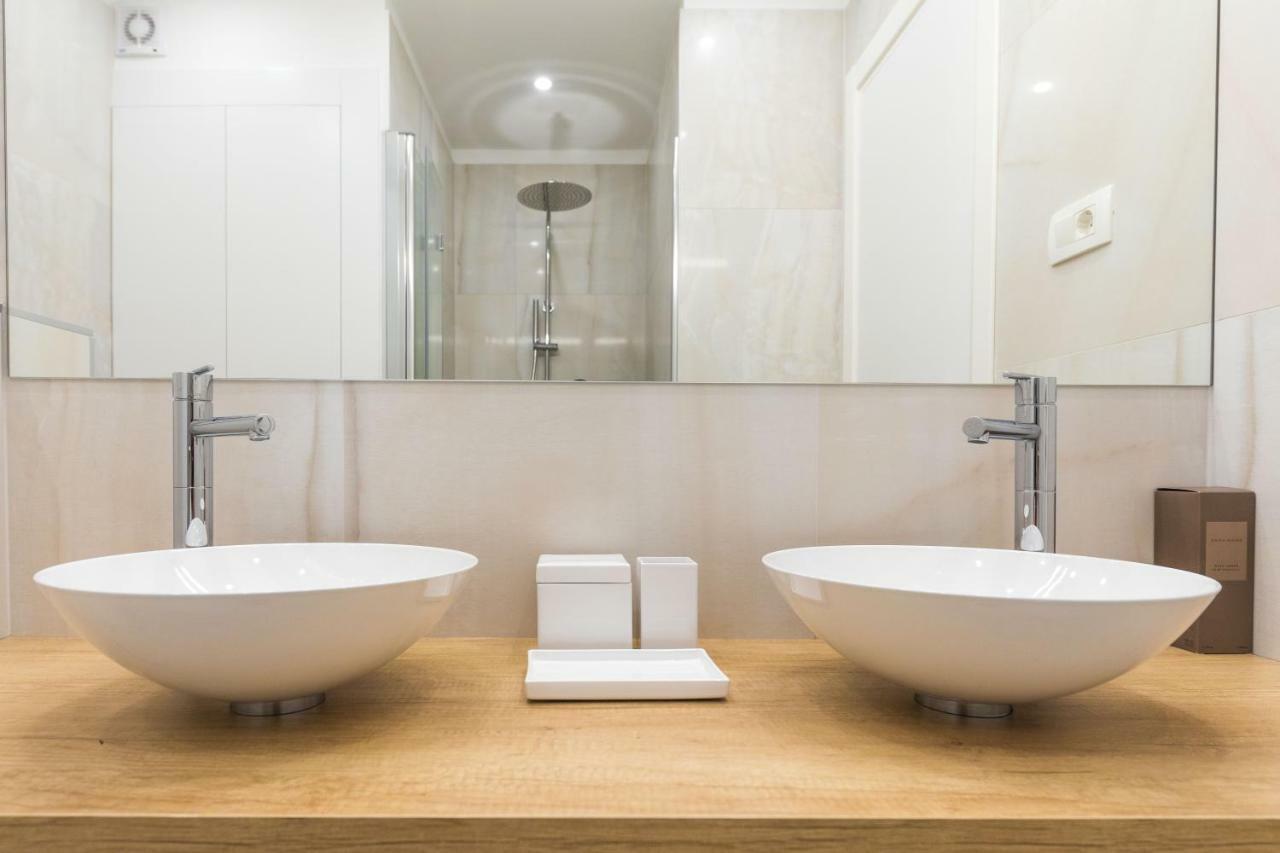 Glow Luxury Apartment With Terrace And Jacuzzi Split Kültér fotó