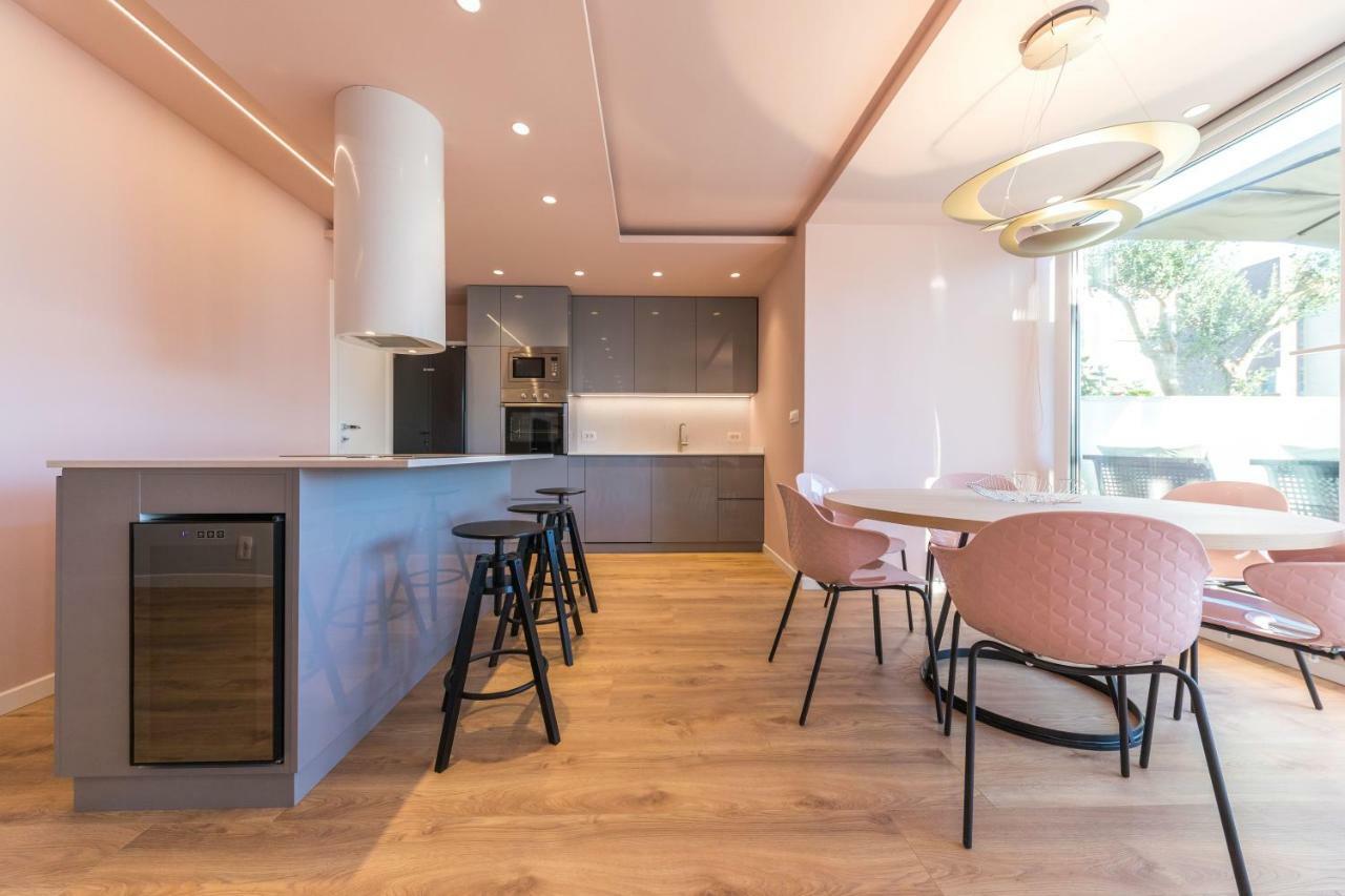 Glow Luxury Apartment With Terrace And Jacuzzi Split Kültér fotó